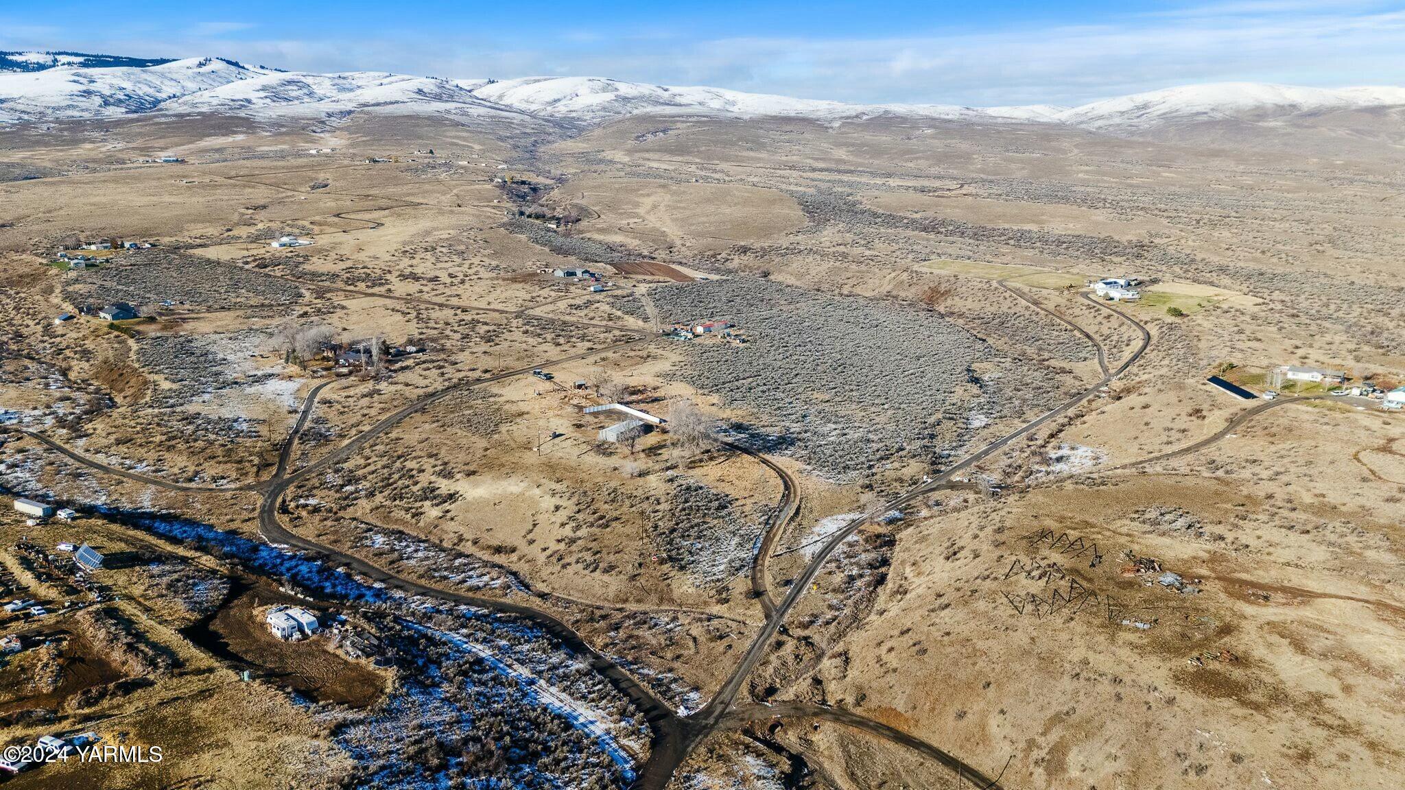590 Hideaway Road Yakima, WA 98908 - Photo 31 of 34 a view of mountains and city