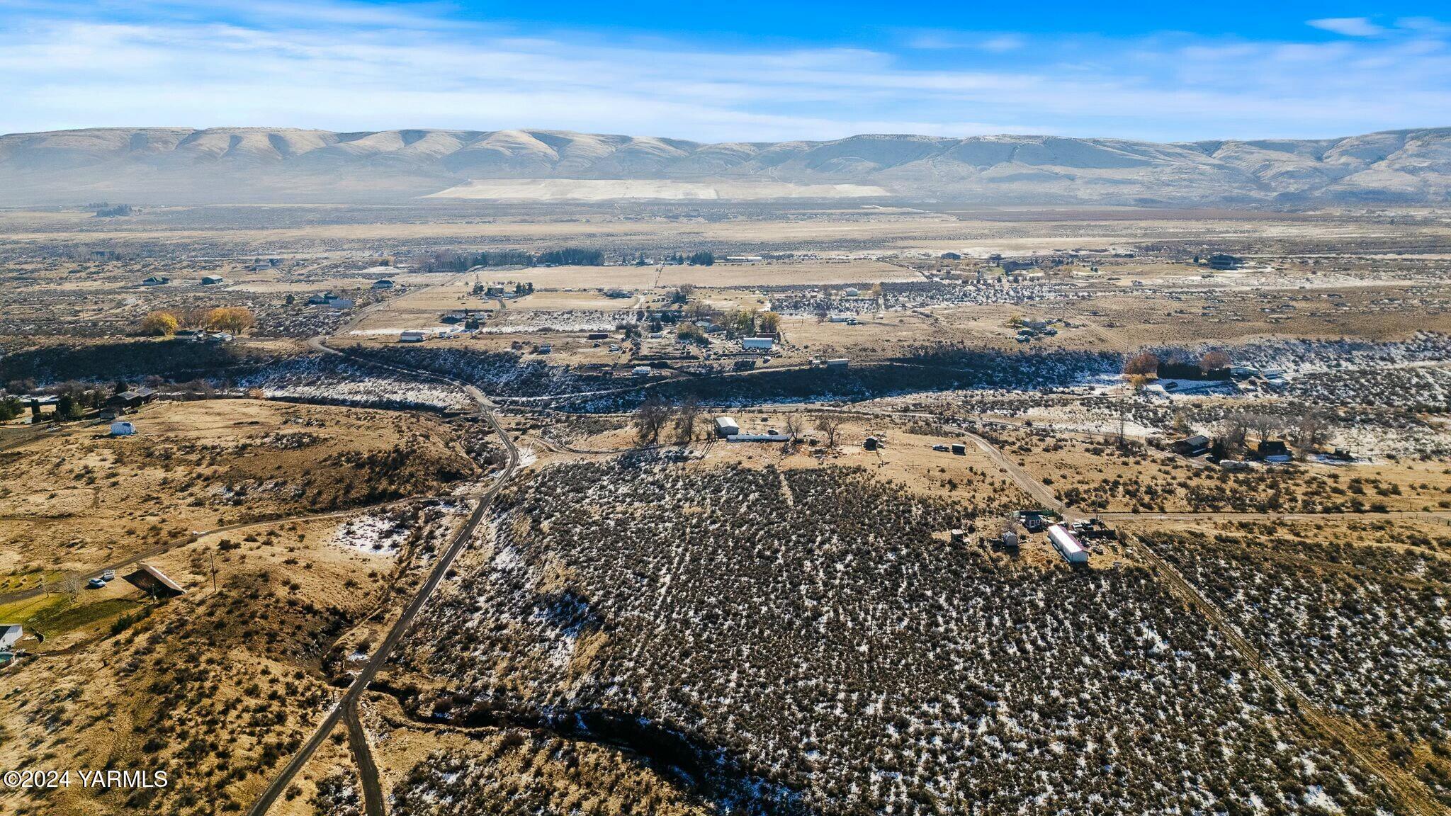590 Hideaway Road Yakima, WA 98908 - Photo 32 of 34