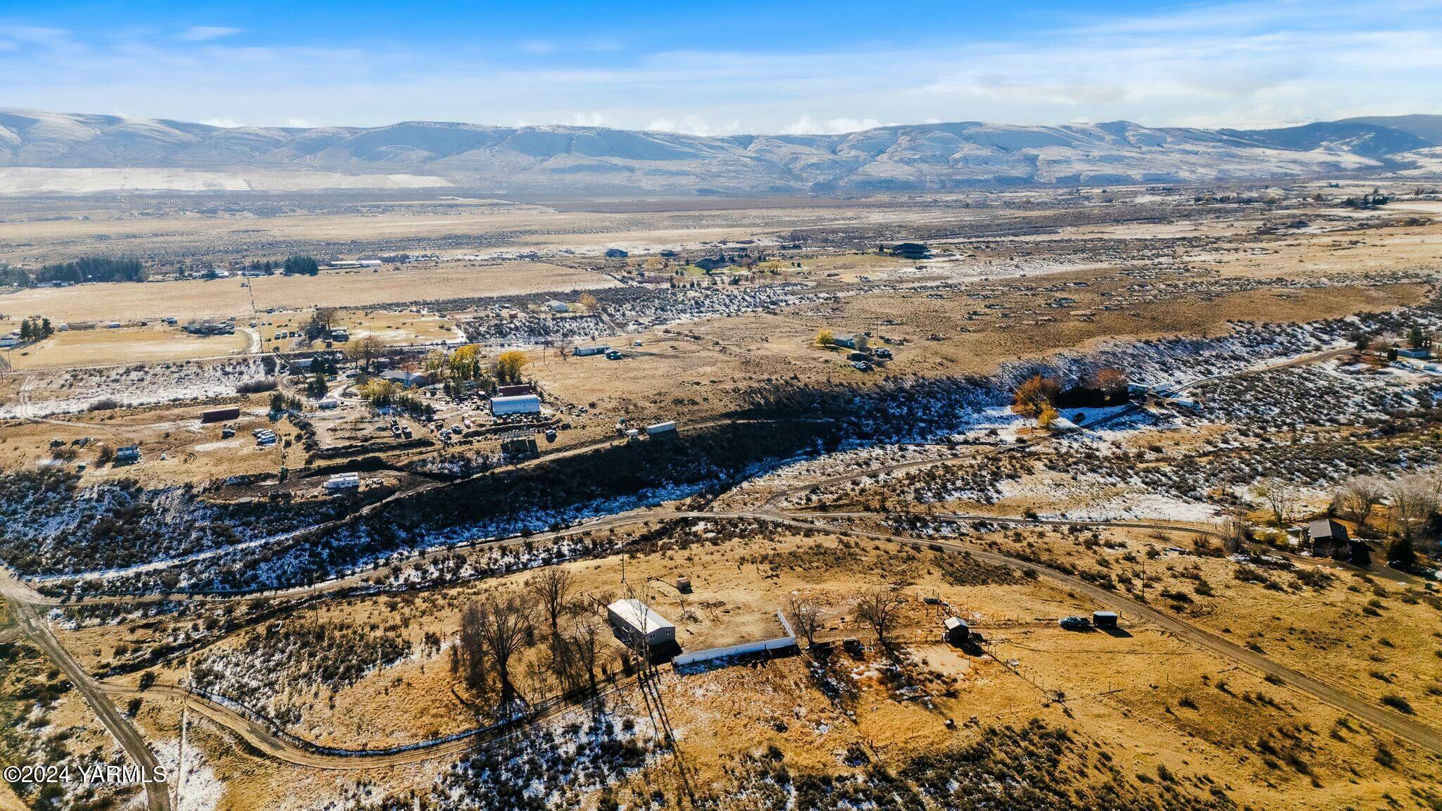 590 Hideaway Road Yakima, WA 98908 - Photo 34 of 34 a view of a city