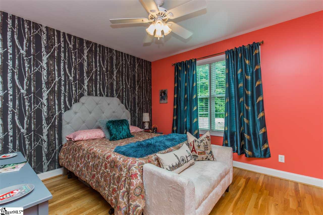 4431 South King Road Greer, SC 29651 - Photo 17 of 31