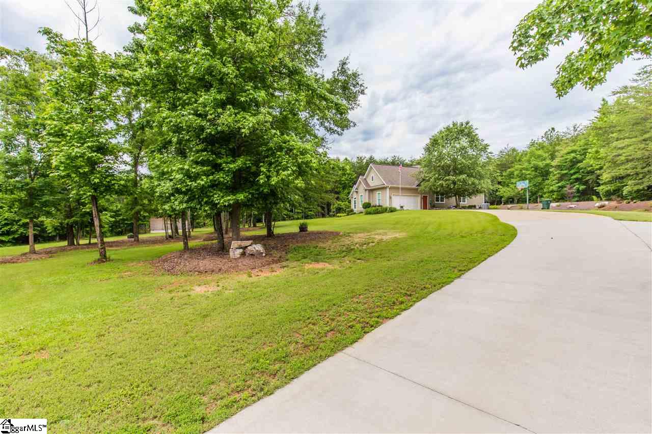 4431 South King Road Greer, SC 29651 - Photo 26 of 31