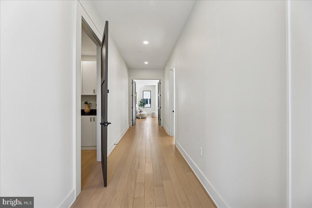 4428 Albemarle Street Northwest Washington, DC 20016 - Photo 30 of 94