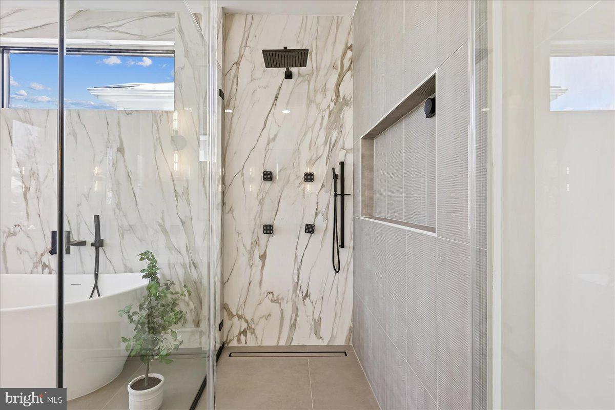 4428 Albemarle Street Northwest Washington, DC 20016 - Photo 49 of 94