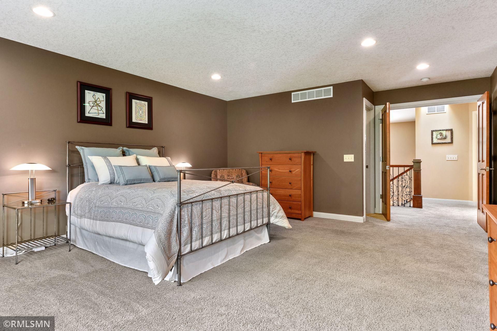 11836 Bren Road Minnetonka, MN 55343 - Photo 25 of 51