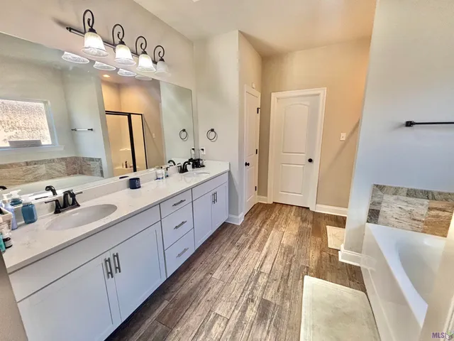 $365,000 | 282 Madio Drive, Houma, LA 70364