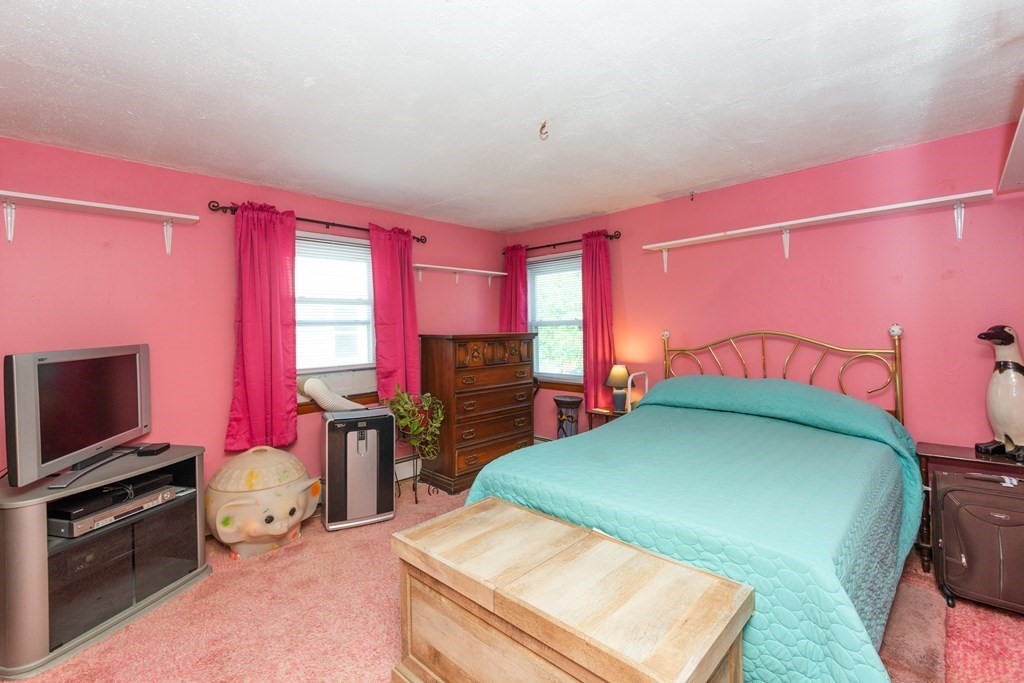 11 Greenway Road Salem, MA 01970 - Photo 28 of 40 Gallery Image 28
