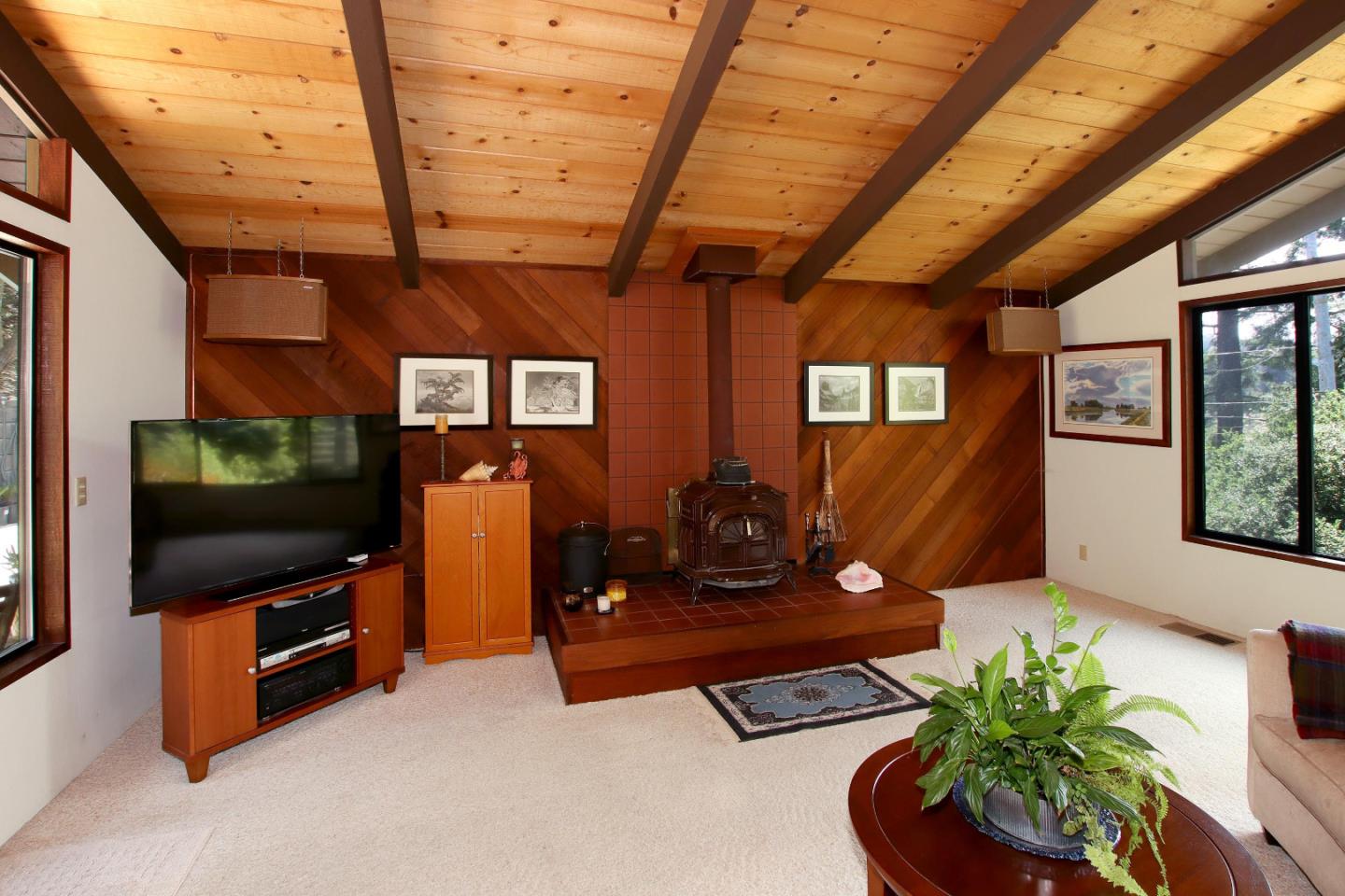 17 Pleasant Heights Drive Aptos, CA 95003 - Photo 11 of 21 a living room with furniture and a flat screen tv