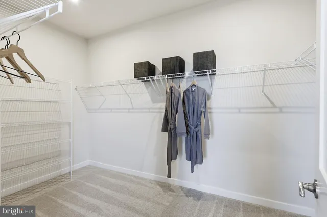 $634,990 | 17808 Southern Shrs Drive, Dumfries, VA 22026