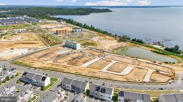 $634,990 | 17808 Southern Shrs Drive, Dumfries, VA 22026