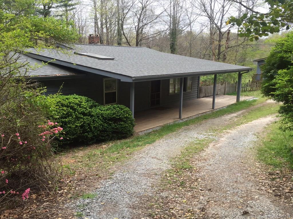 121 Thompson Road Saluda, NC 28773 - Photo 1 of 17 Gallery Image 1