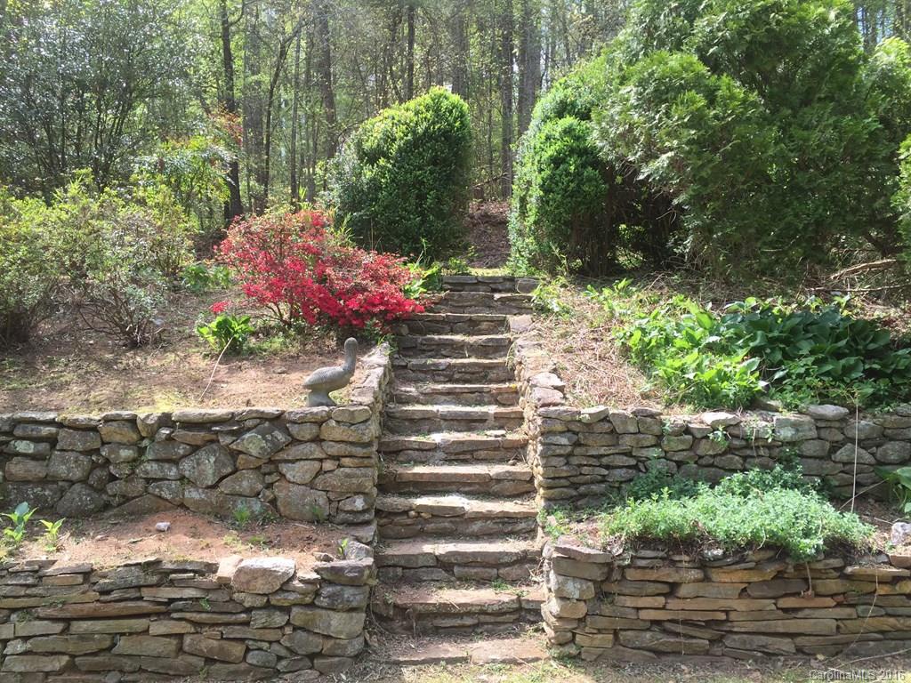 121 Thompson Road Saluda, NC 28773 - Photo 14 of 17 Gallery Image 14