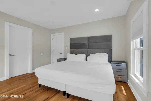 $2,600 | 325 Roosevelt Avenue, Oakhurst, NJ 07755