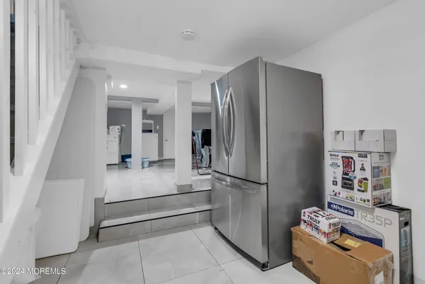 $2,600 | 325 Roosevelt Avenue, Oakhurst, NJ 07755