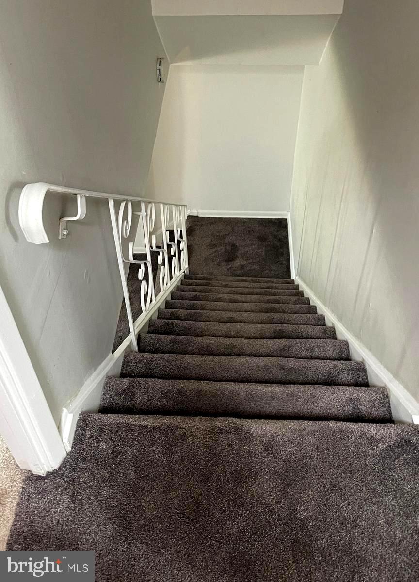 12793 Dunks Ferry Road Philadelphia, PA 19154 - Photo 14 of 35