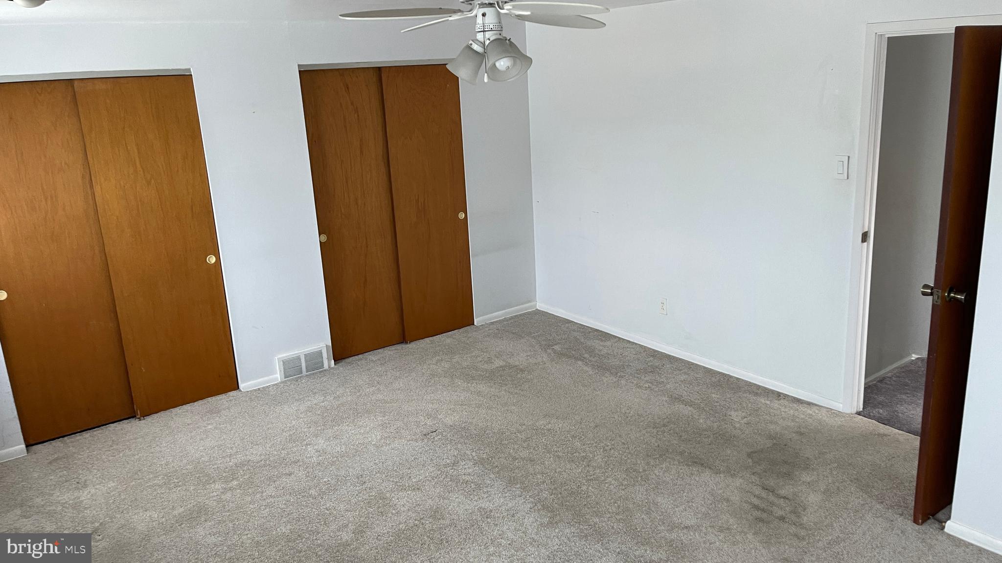 12793 Dunks Ferry Road Philadelphia, PA 19154 - Photo 16 of 35