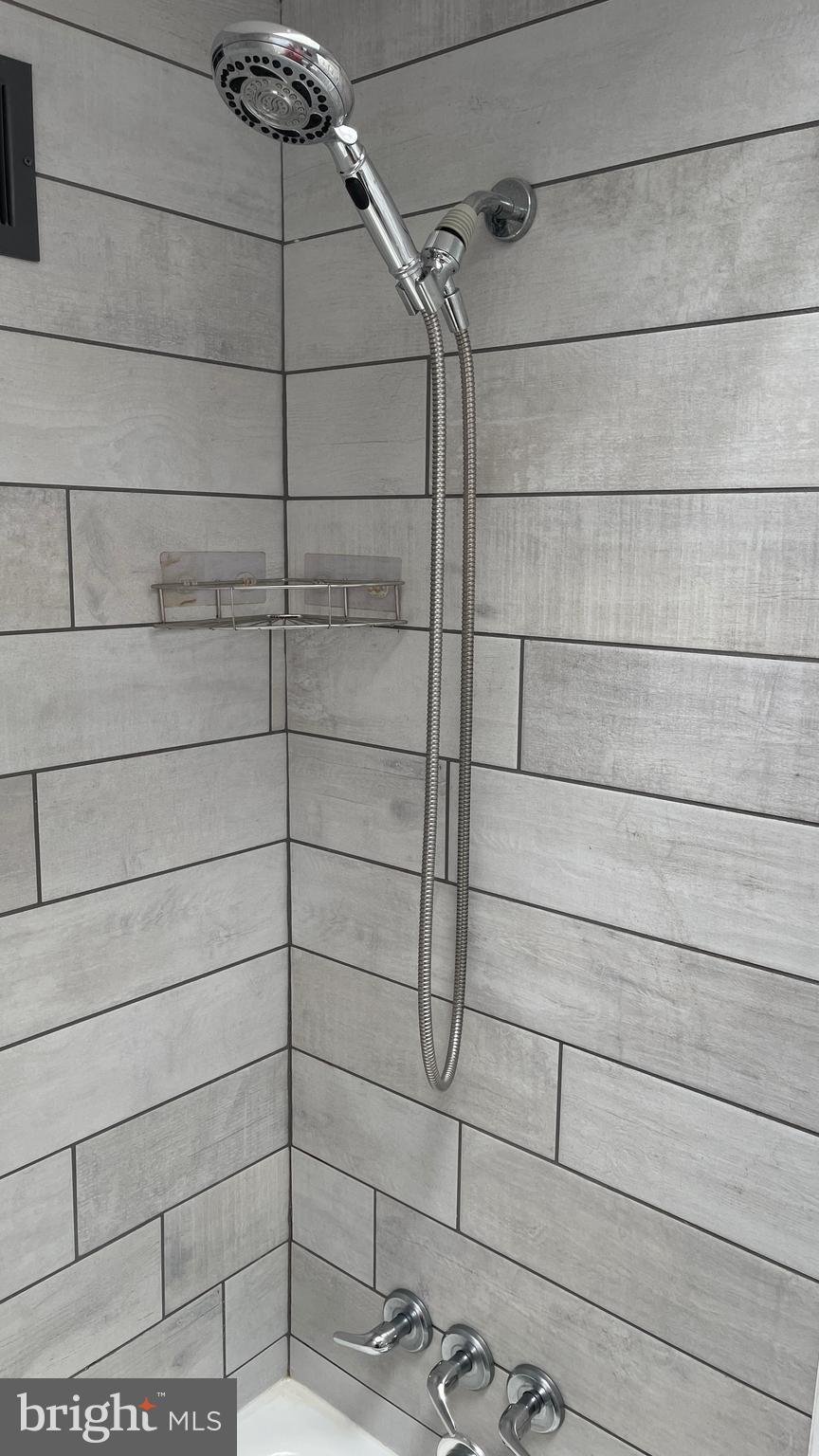 12793 Dunks Ferry Road Philadelphia, PA 19154 - Photo 19 of 35