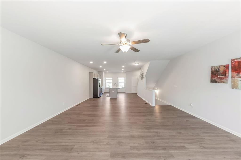 3625 Hawthorne Terrace Atlanta, GA 30337 - Photo 7 of 24