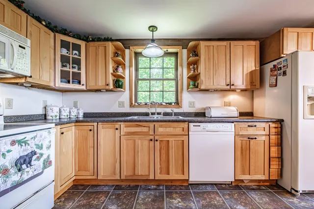 $675,000 | 309 A Cushman Road, Bryant Pond, ME 04219