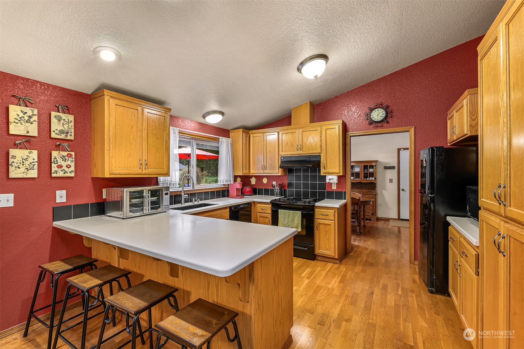5133 Maytown Road Southwest Olympia, WA 98512 - Photo 9 of 40 Gallery Image 9
