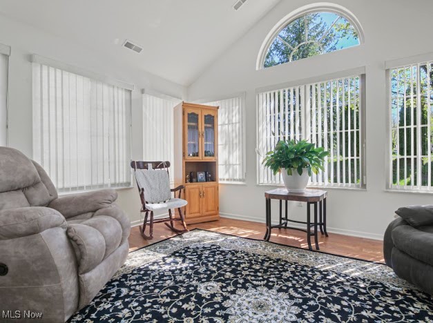 9151 Springfield Road, Unit 703 Youngstown, OH 44514 - Photo 11 of 19 Four season SunRoom