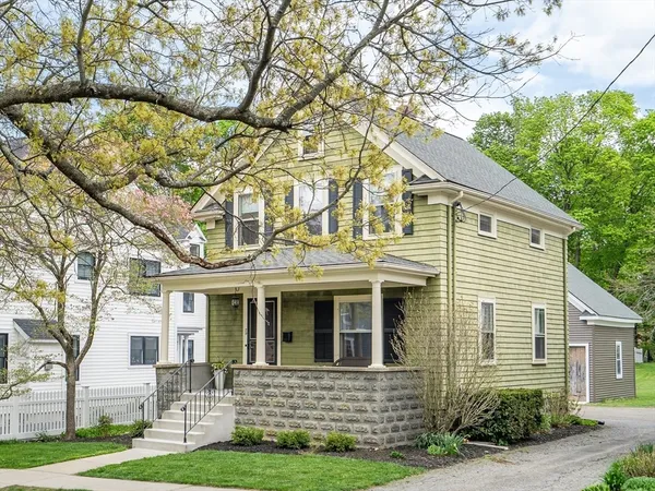 $1,052,000 | 29 East Street, Melrose, MA 02176