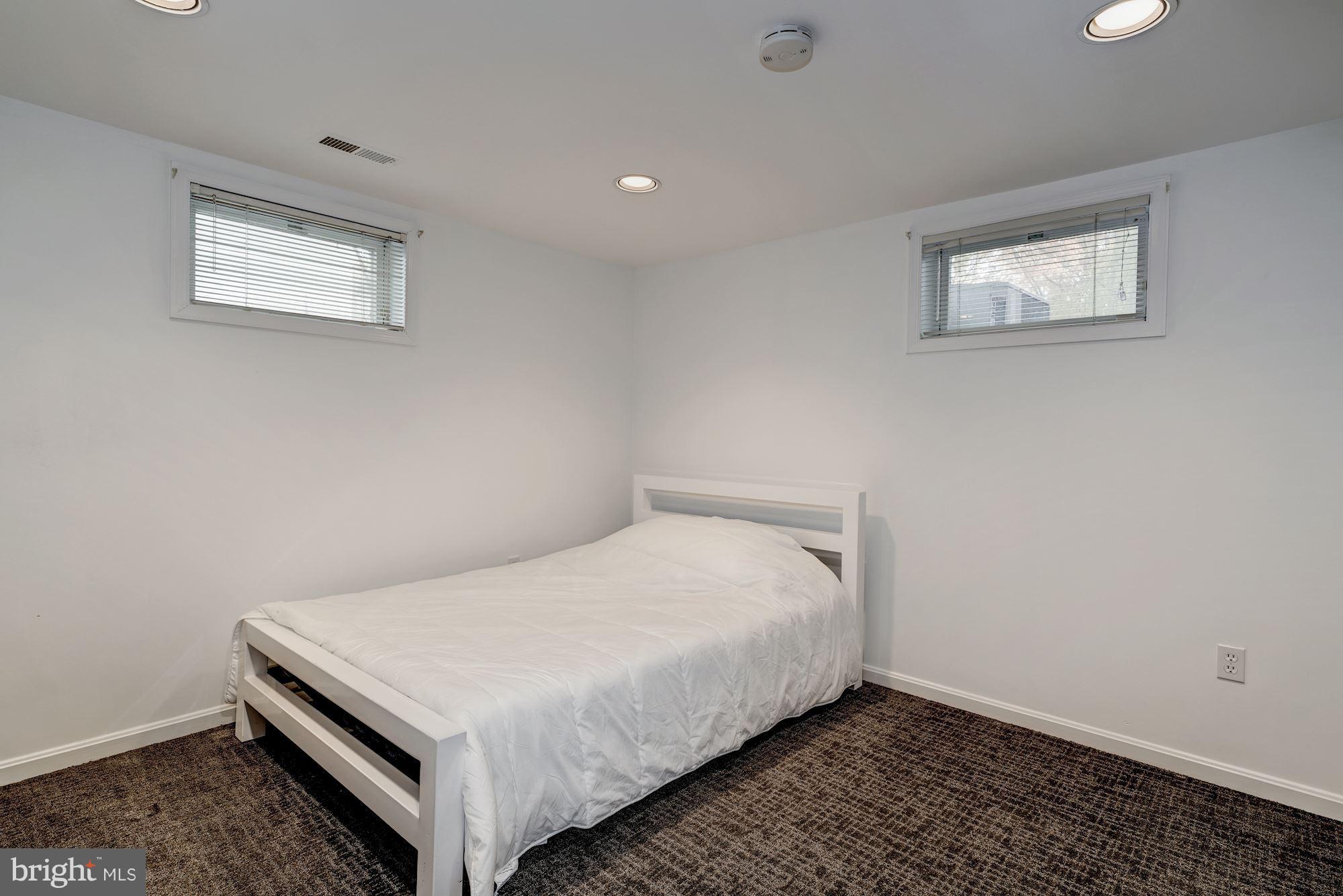 5606 Chesterbrook Road Bethesda, MD 20816 - Photo 23 of 29 2nd Bonus room