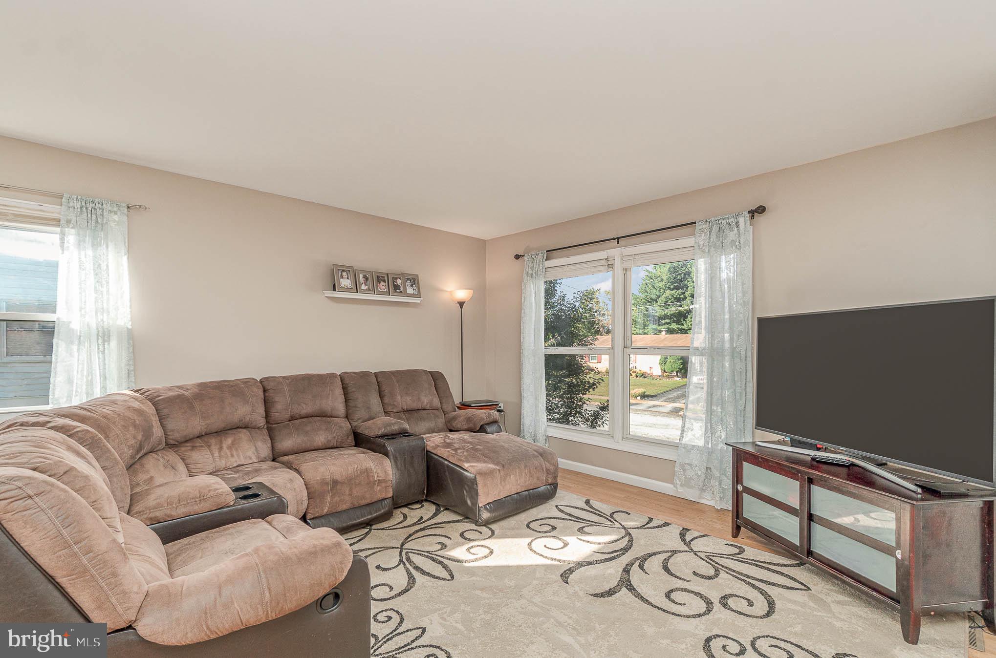 301 Kay Road Mechanicsburg, PA 17050 - Photo 13 of 33 Gallery Image 13