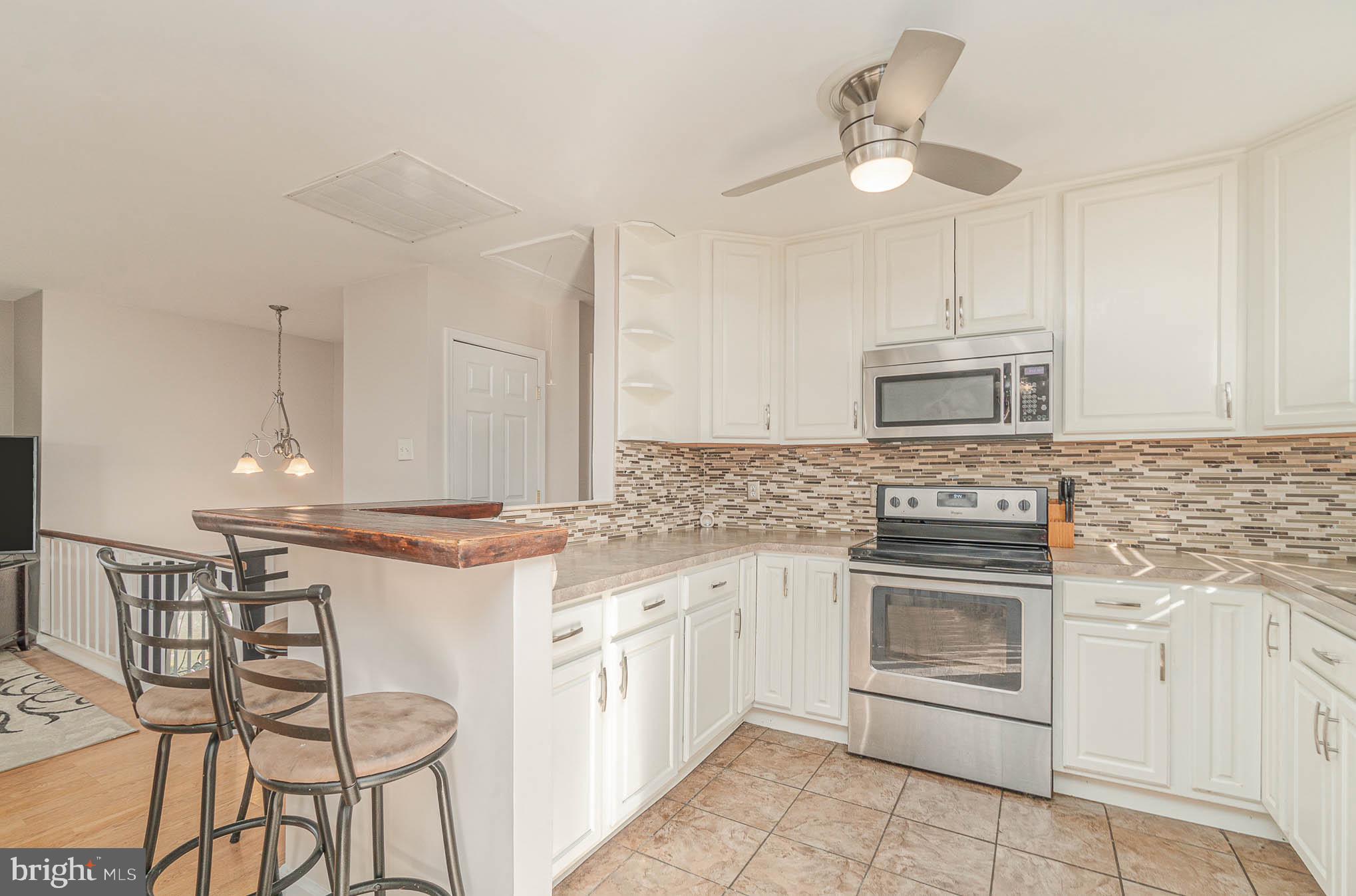 301 Kay Road Mechanicsburg, PA 17050 - Photo 4 of 33 Gallery Image 4