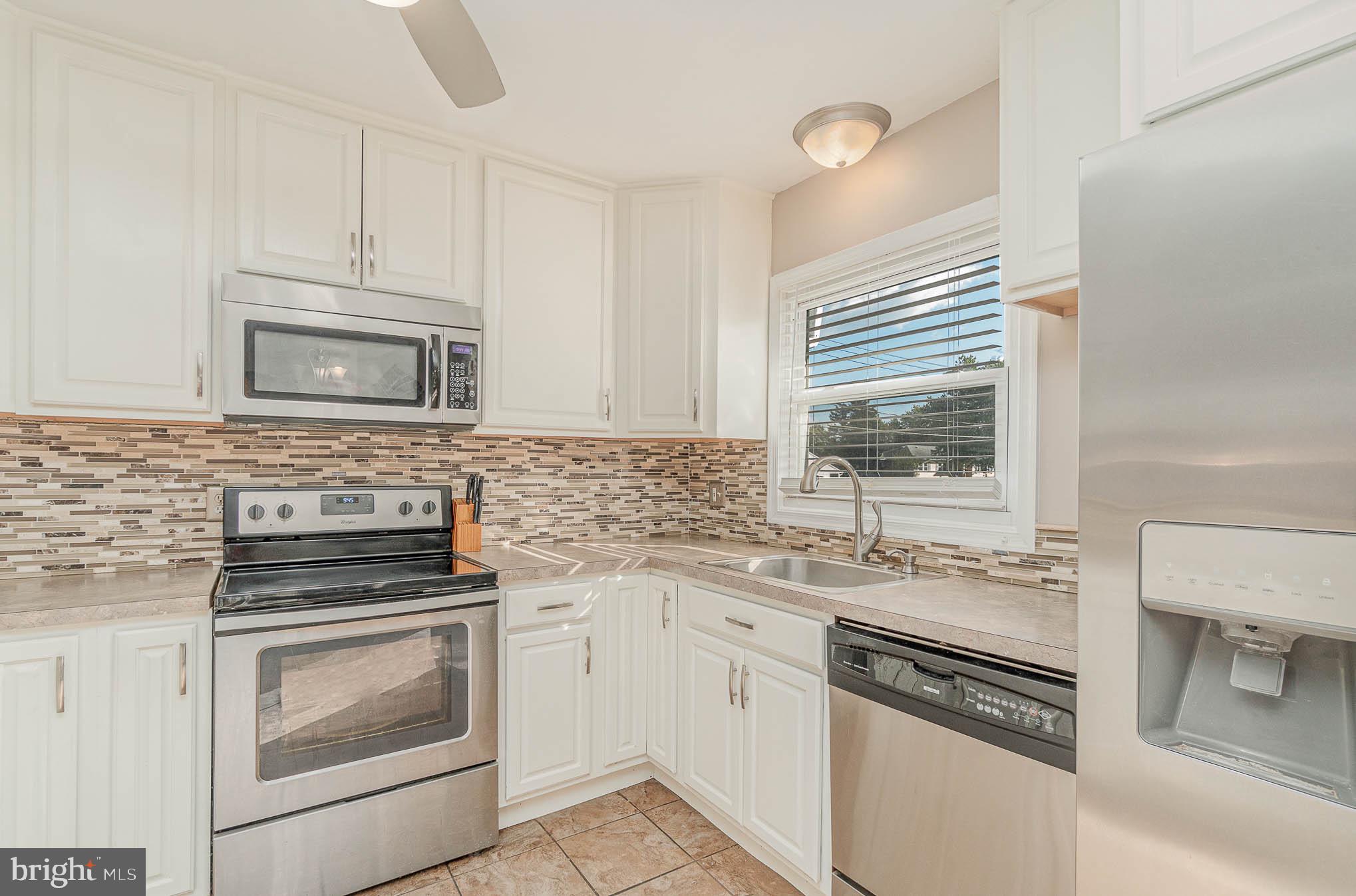 301 Kay Road Mechanicsburg, PA 17050 - Photo 5 of 33 Gallery Image 5