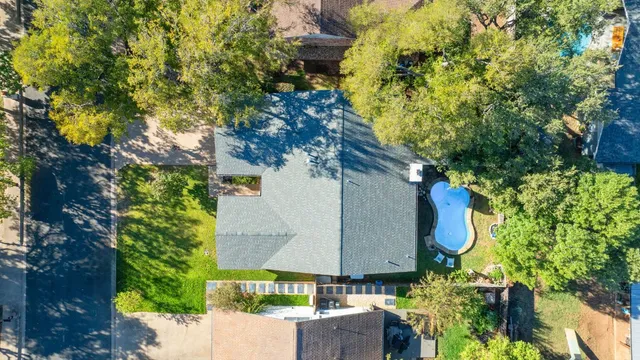 $750,000 | 4706 Cap Rock Drive, Austin, TX 78735