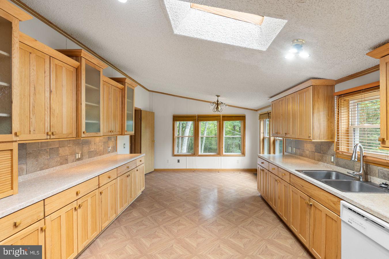 6426 Paw Paw Road Paw Paw, WV 25434 - Photo 4 of 25