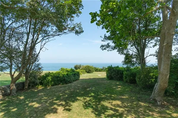 $10,000 | 298 Ocean Road, Narragansett, RI 02882