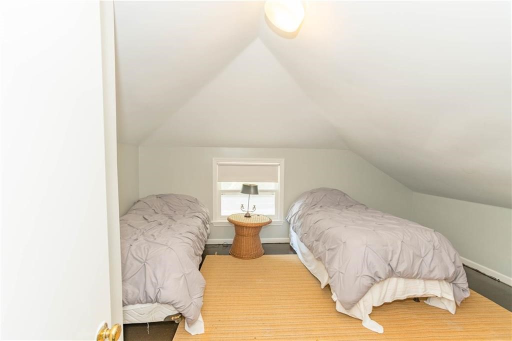 298 Ocean Road Narragansett, RI 02882 - Photo 16 of 19