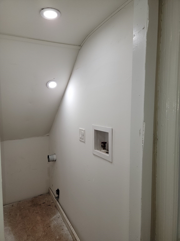 47 Birch Street Worcester, MA 01603 - Photo 12 of 27