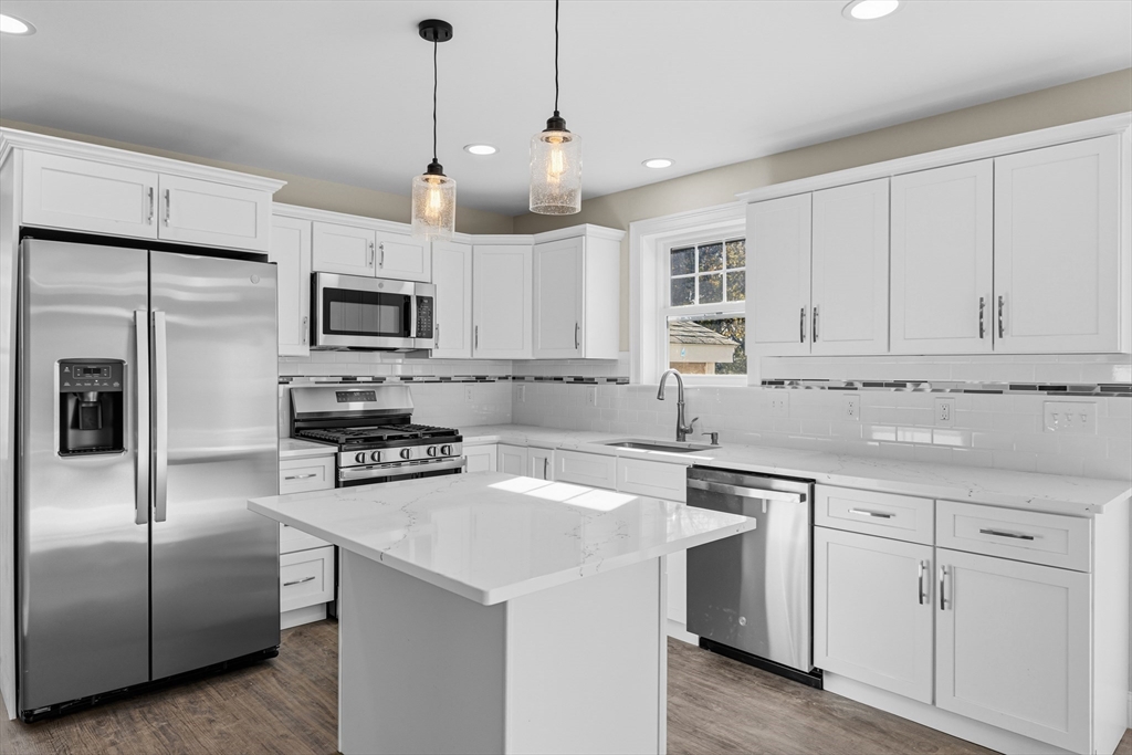 989 Bay Street Fall River, MA 02724 - Photo 7 of 39