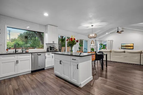 $549,000 | 9308 Meadowheath Drive, Austin, TX 78729