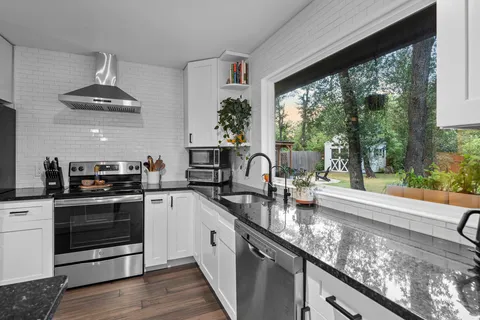 $549,000 | 9308 Meadowheath Drive, Austin, TX 78729