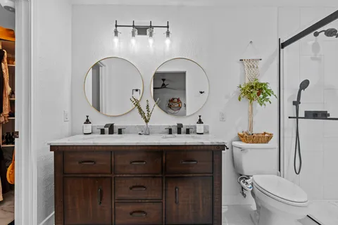 $549,000 | 9308 Meadowheath Drive, Austin, TX 78729