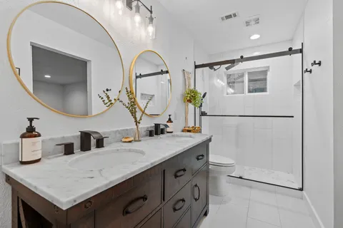 $549,000 | 9308 Meadowheath Drive, Austin, TX 78729