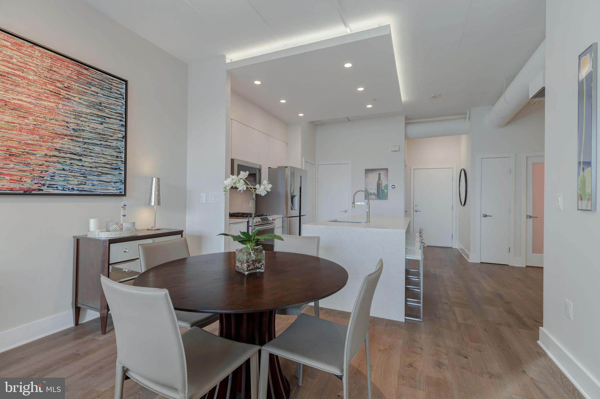 2020 12th Street Northwest, Unit 417 Washington, DC 20009 - Photo 12 of 34 Living/Dining Room