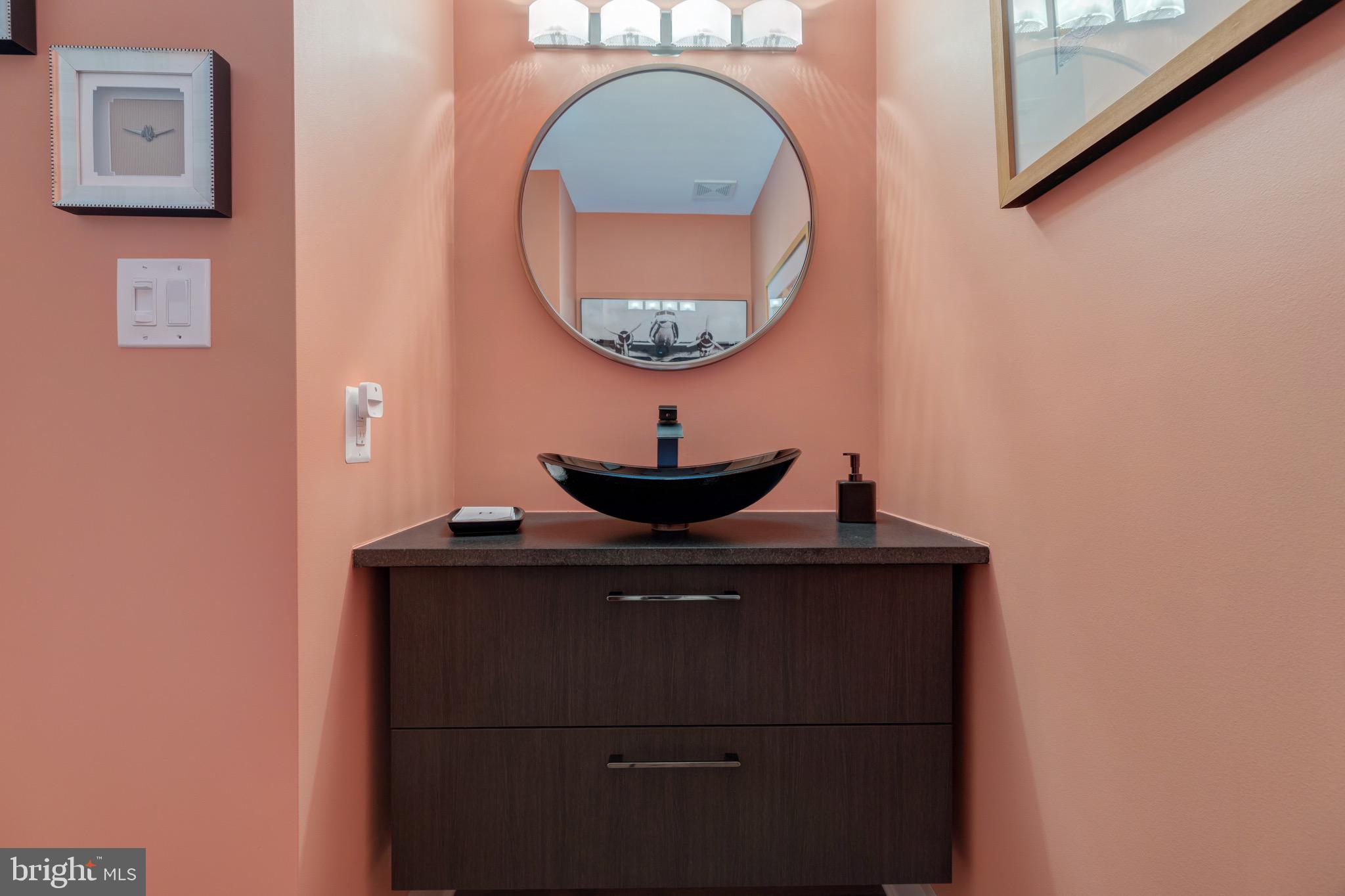 2020 12th Street Northwest, Unit 417 Washington, DC 20009 - Photo 24 of 34 Powder room