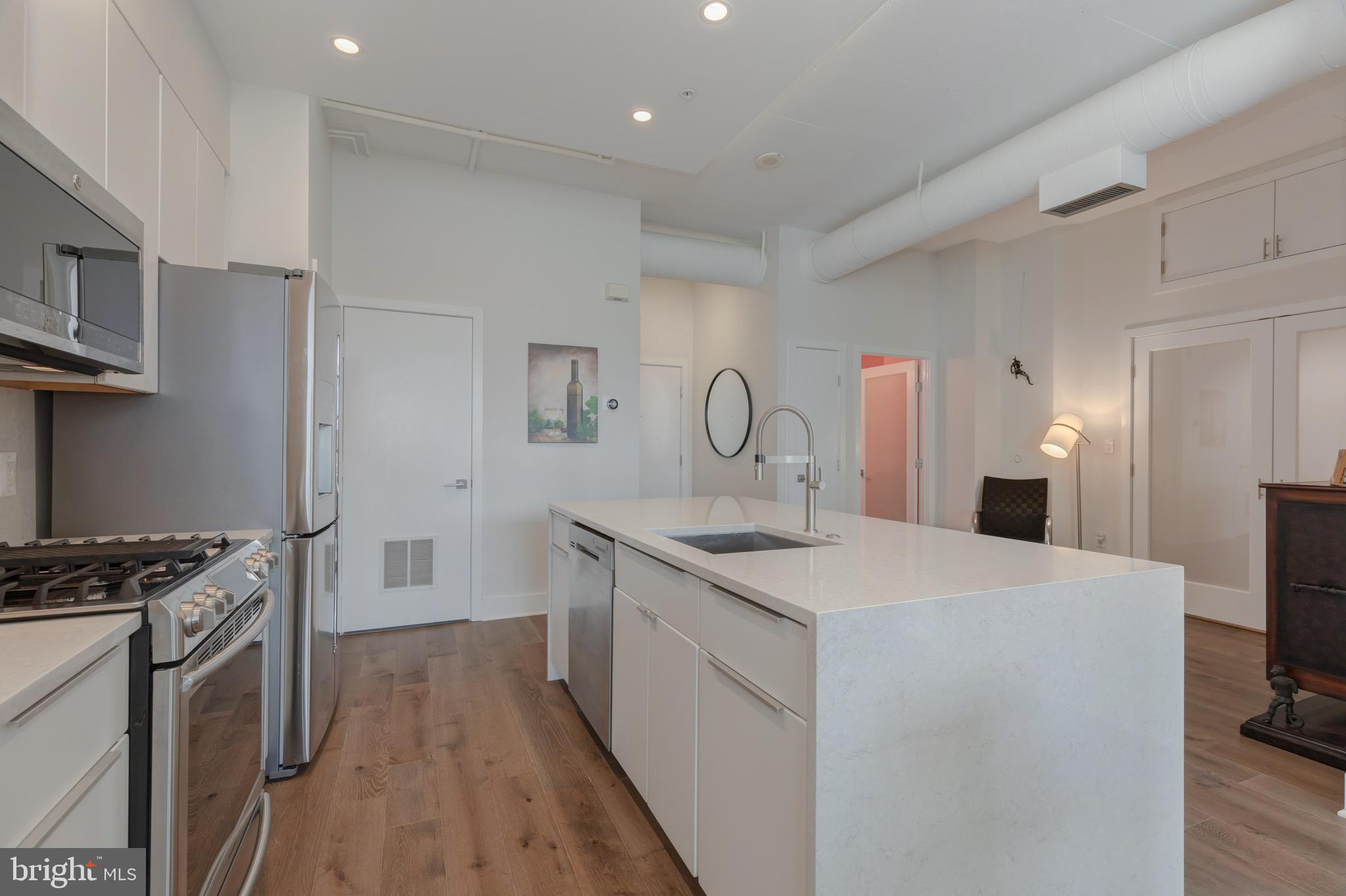 2020 12th Street Northwest, Unit 417 Washington, DC 20009 - Photo 6 of 34 Kitchen