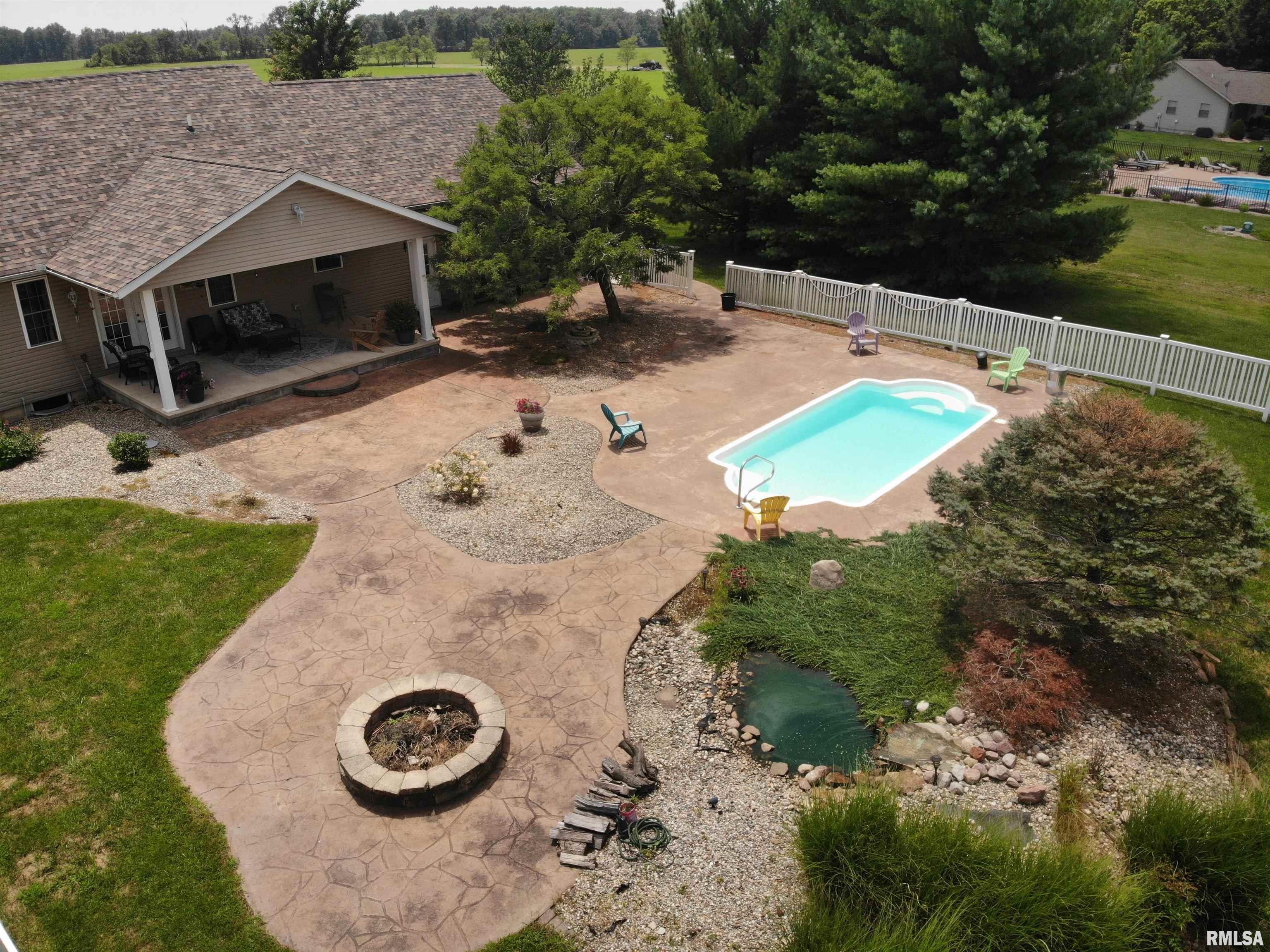 5169 Baker Road Salem, IL 62881 - Photo 15 of 56