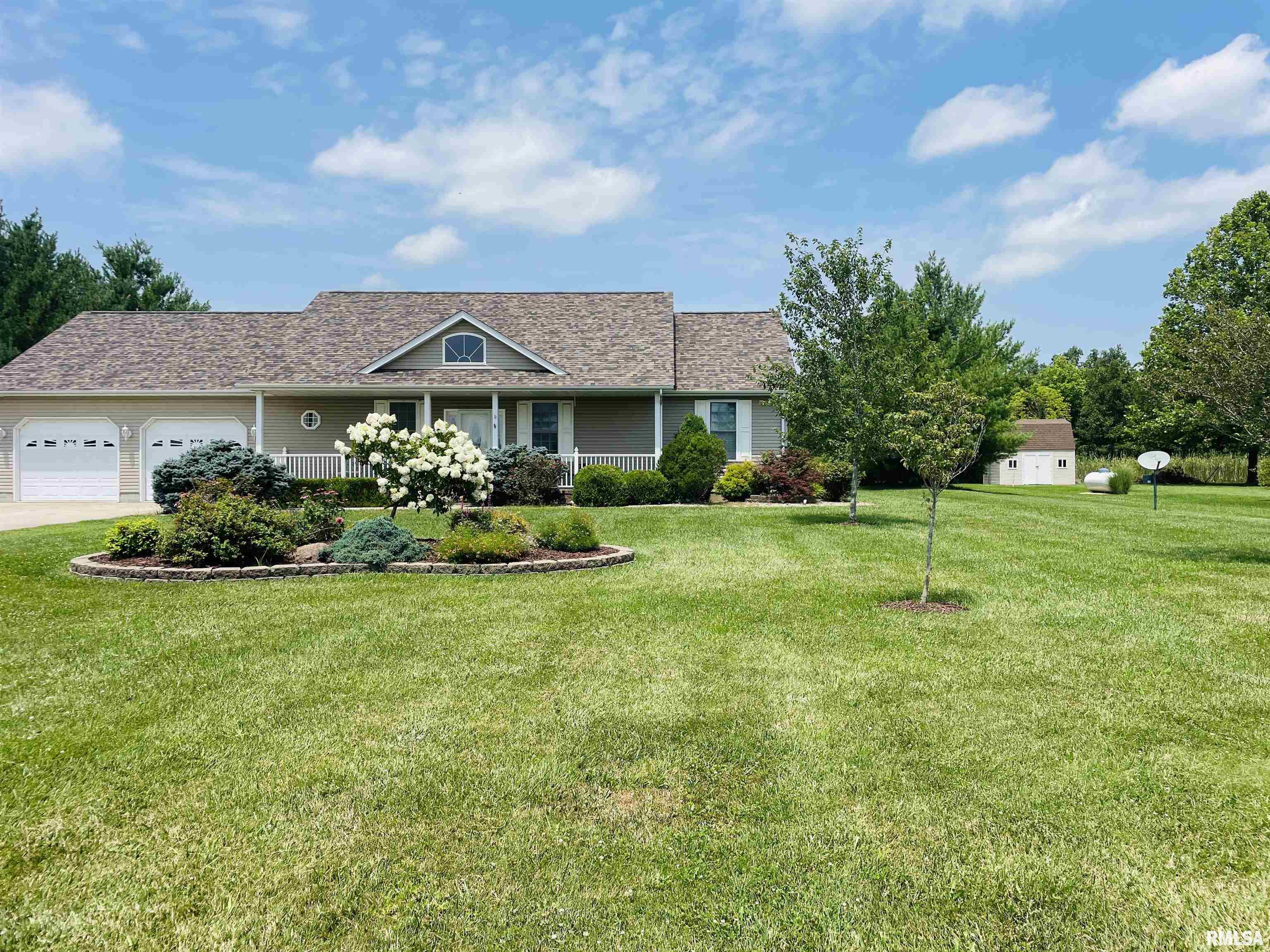 5169 Baker Road Salem, IL 62881 - Photo 3 of 56
