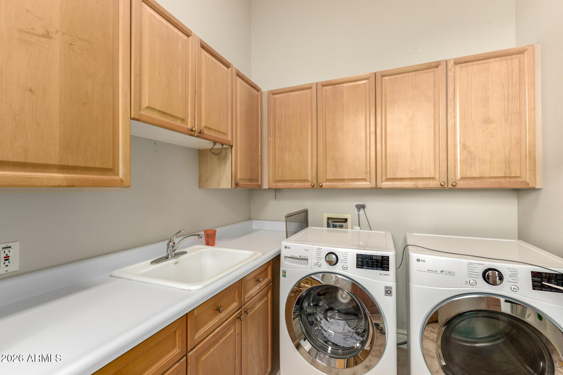 8204 South Homestead Lane Tempe, AZ 85284 - Photo 57 of 84 Laundry Room