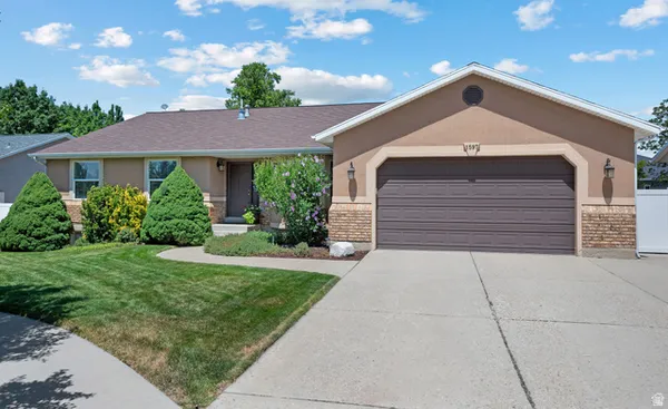 $945,000 | 1597 East 11400 South, Sandy, UT 84092