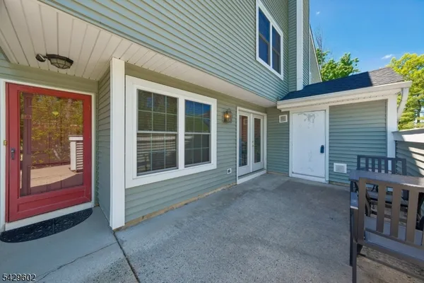 $3,900 | 212 Westchester Court, Unit 8, Union, NJ 07083