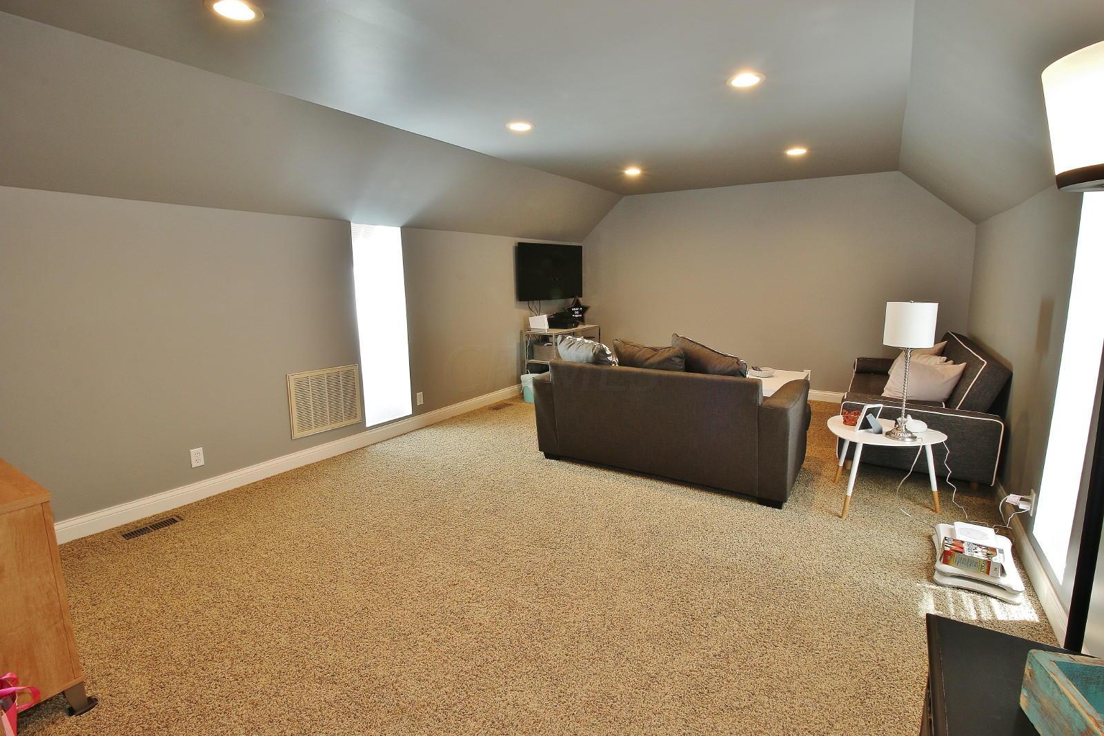 4040 Stone Ridge Road Zanesville, OH 43701 - Photo 24 of 39