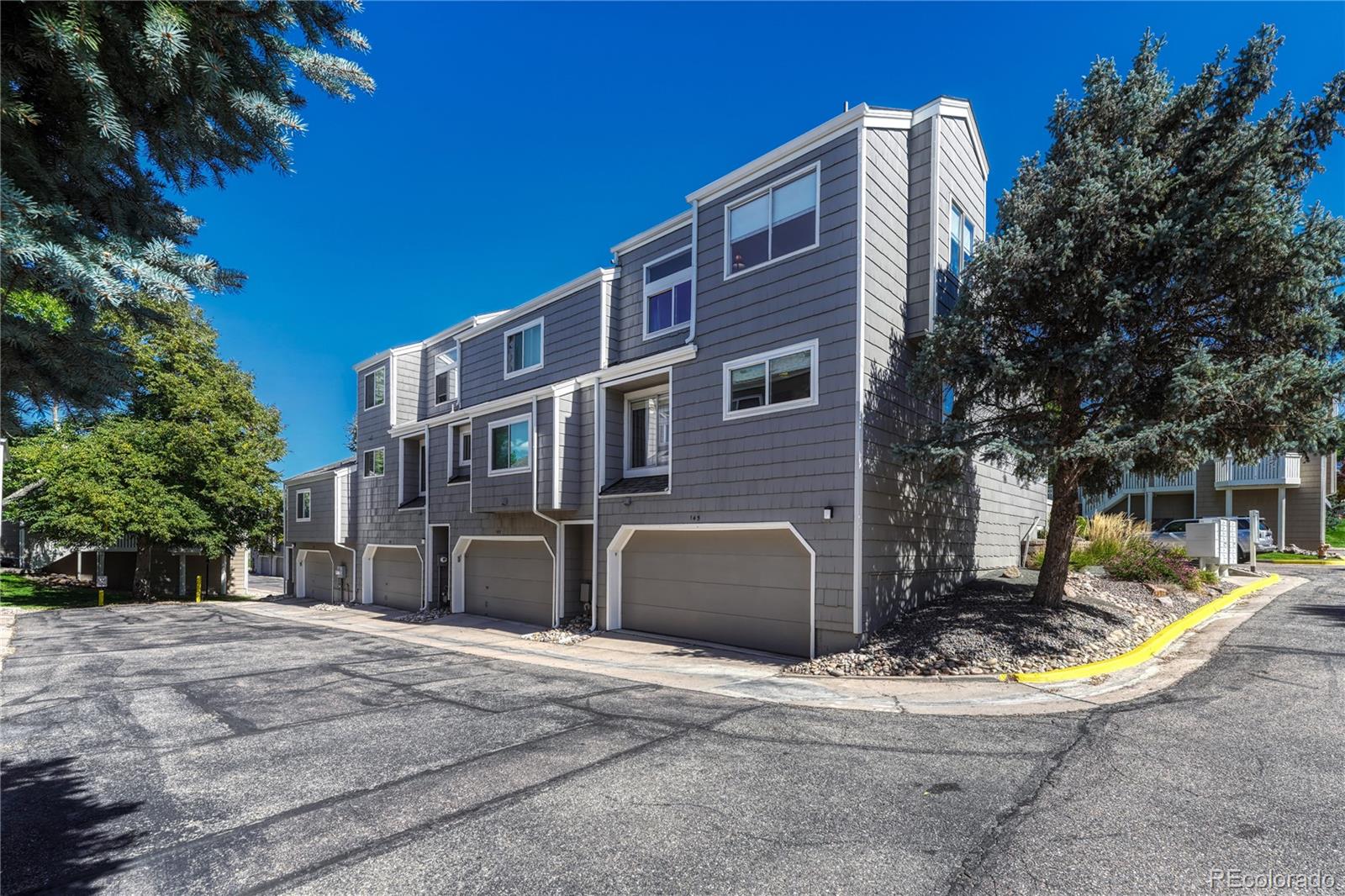 145 Blue Spruce Court Highlands Ranch, CO 80126 - Photo 33 of 49