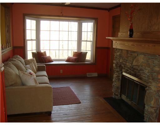 128 Chestnut Ridge Road Acme, PA 15610 - Photo 6 of 18 Living Room.